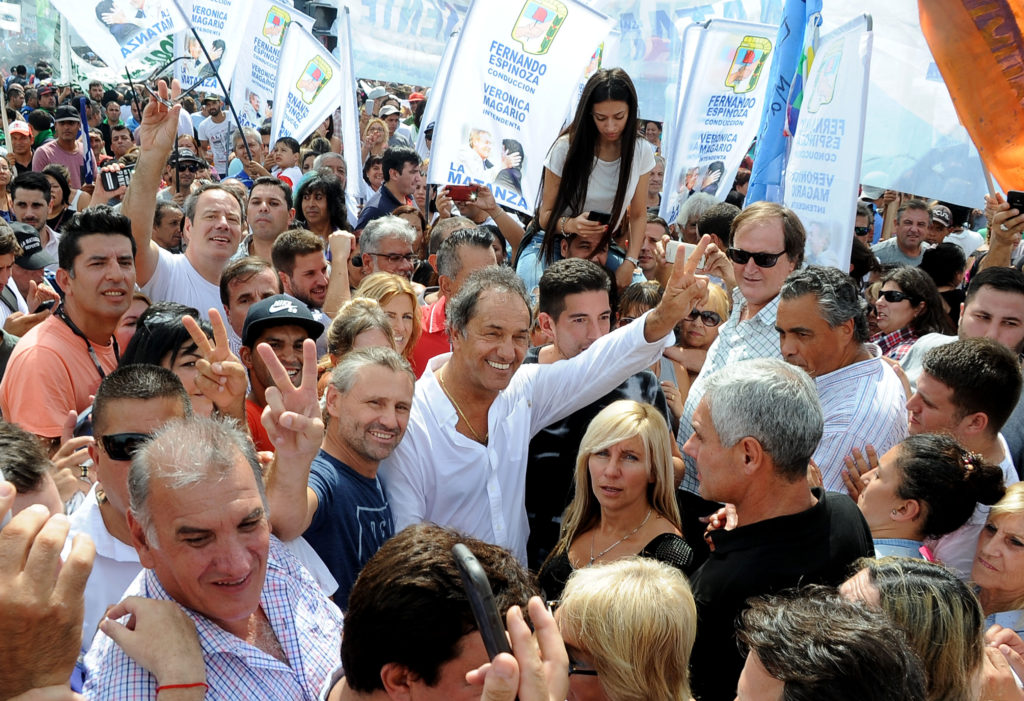 CABA.07/03/2017- Daniel Scioli participó hoy de la columna del PJ bonaerense que acompañó la movilización popular convocada por la Confederación General del Trabajo.