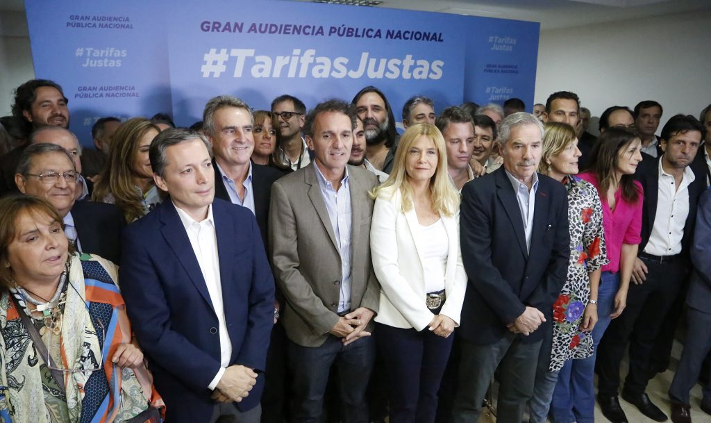 Veronica Magario y dirigentes opositores en Audiencia Pública 