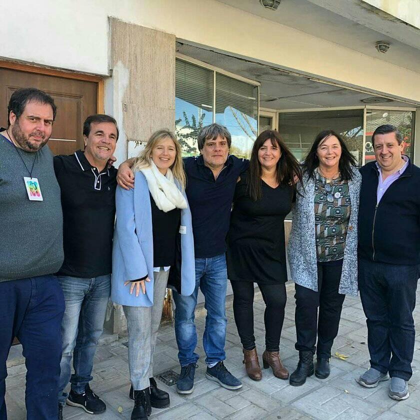 Alejandro Castellanos, Oscar Bitz, Cristina Alvarez Rodríguez (Sobrina Nieta de Evita), Omar Furlan, Andrea Balleto, Claudia Denapole y Néstor Alvarez en los 100 años de Evita Alejandro Castellanos, Oscar Bitz, Cristina Alvarez Rodríguez (Sobrina Nieta de Evita), Omar Furlan, Andrea Balleto, Claudia Denapole y Néstor Alvarez en los 100 años de Evita