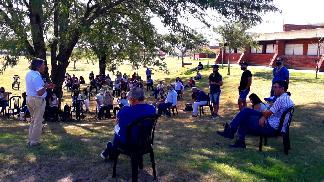 Néstor Auza encabezó una asamblea en el campus de la Unicen en Olavarría