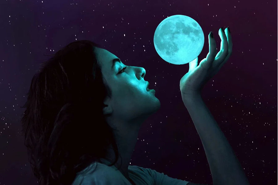 Luna en acuario