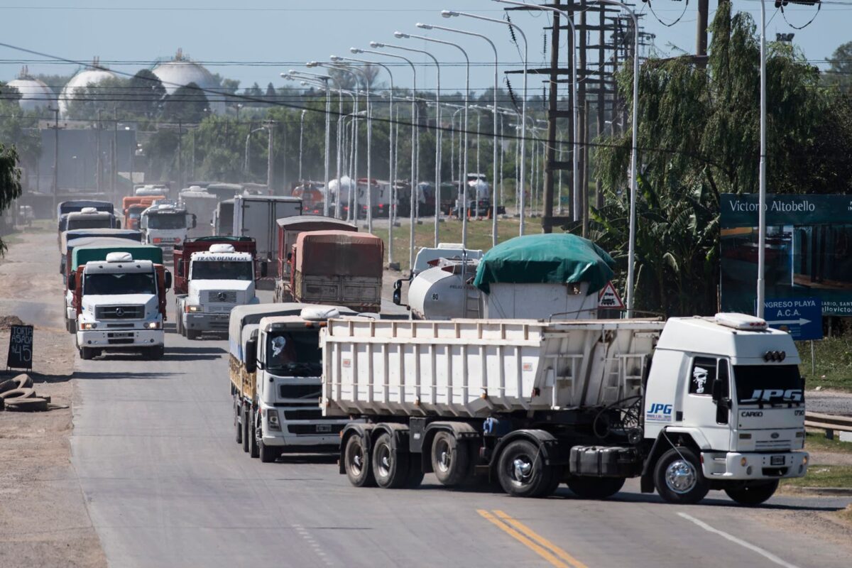 camiones carga gasoil