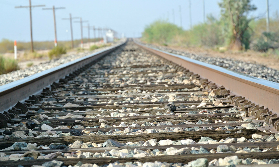 El Estado recupera la administración de las vías férreas