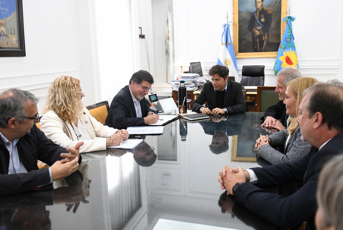 escuelas hora extra