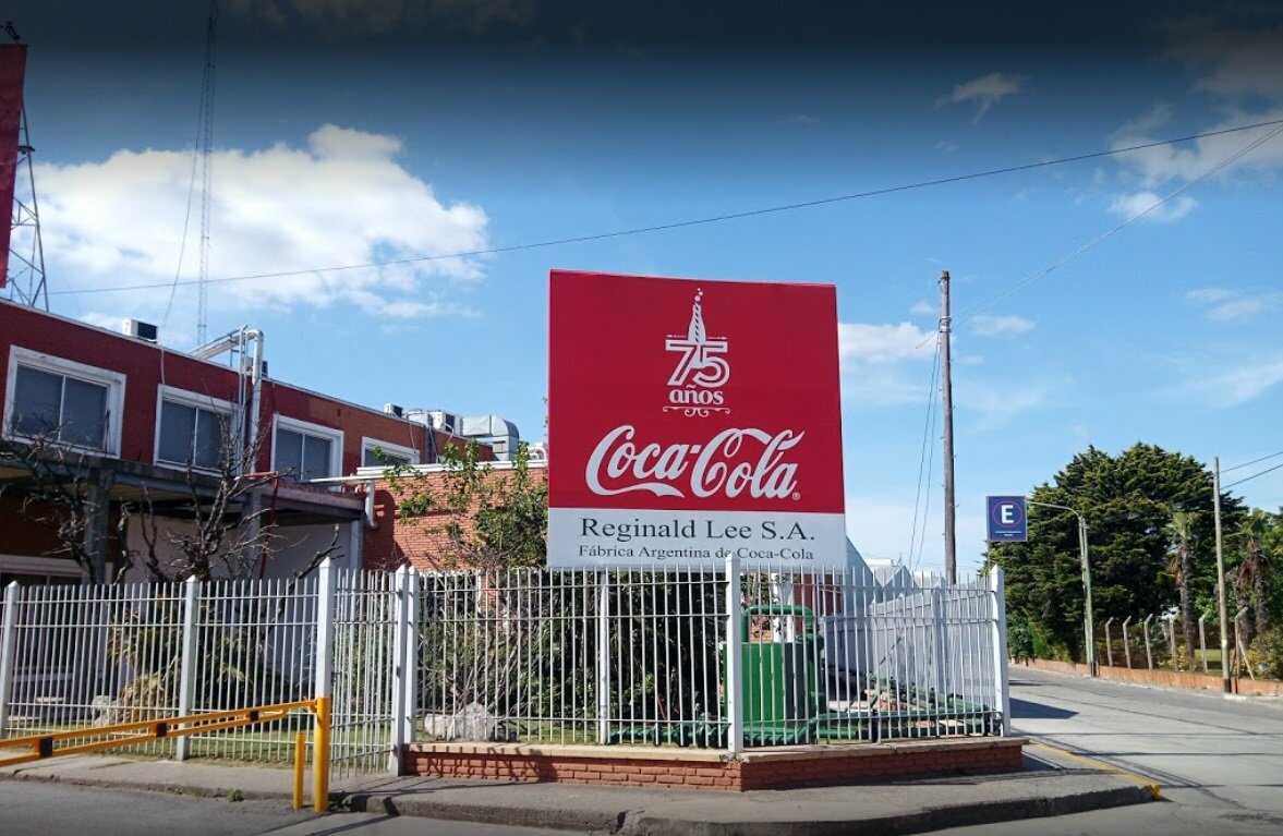 Encontraron muerto a un operario en la planta de Reginald Lee