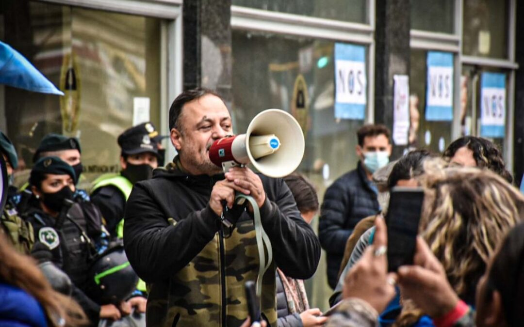 Procesaron a Carlos Pampillón por organizar agrupaciones neonazis en Mar del Plata