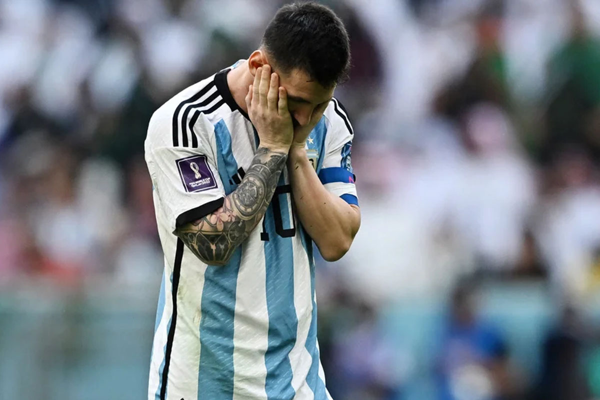 Argentina perdió 2 a 1 con Arabia