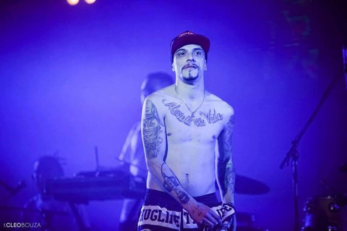 Roberto Alí, cantante de La Liga