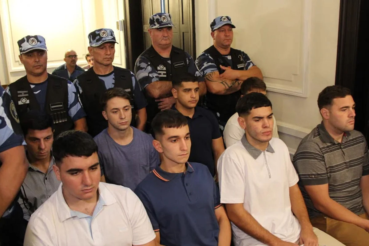 rugbiers acusados sin barbijo