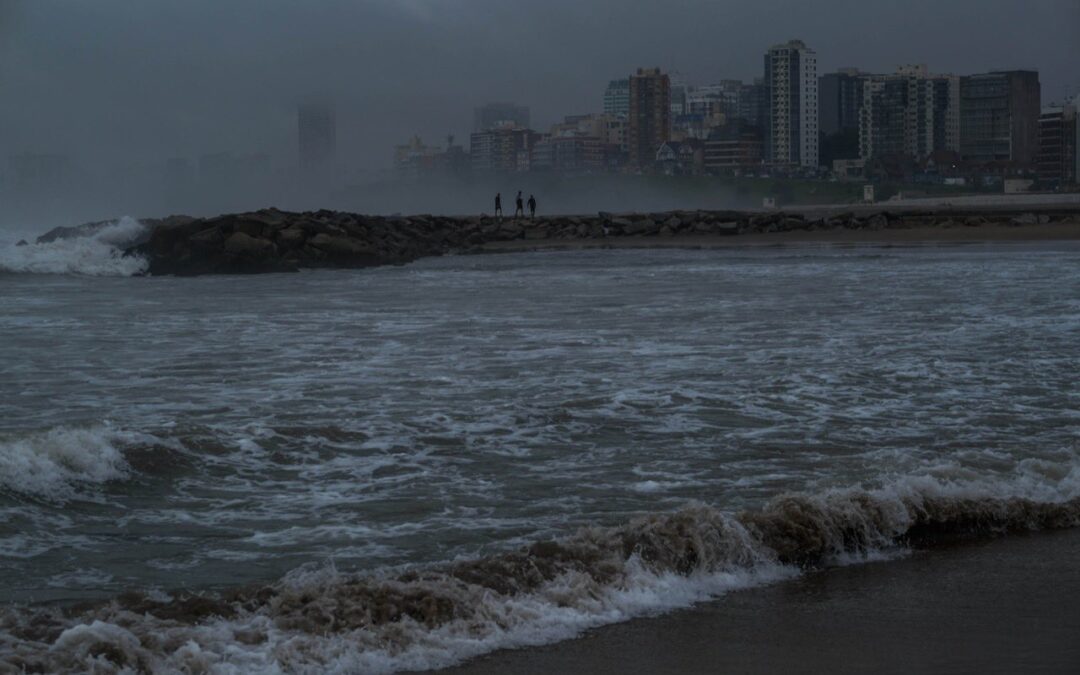 Alerta por una fuerte tormenta en Mar del Plata y gran parte de la Costa Atlántica
