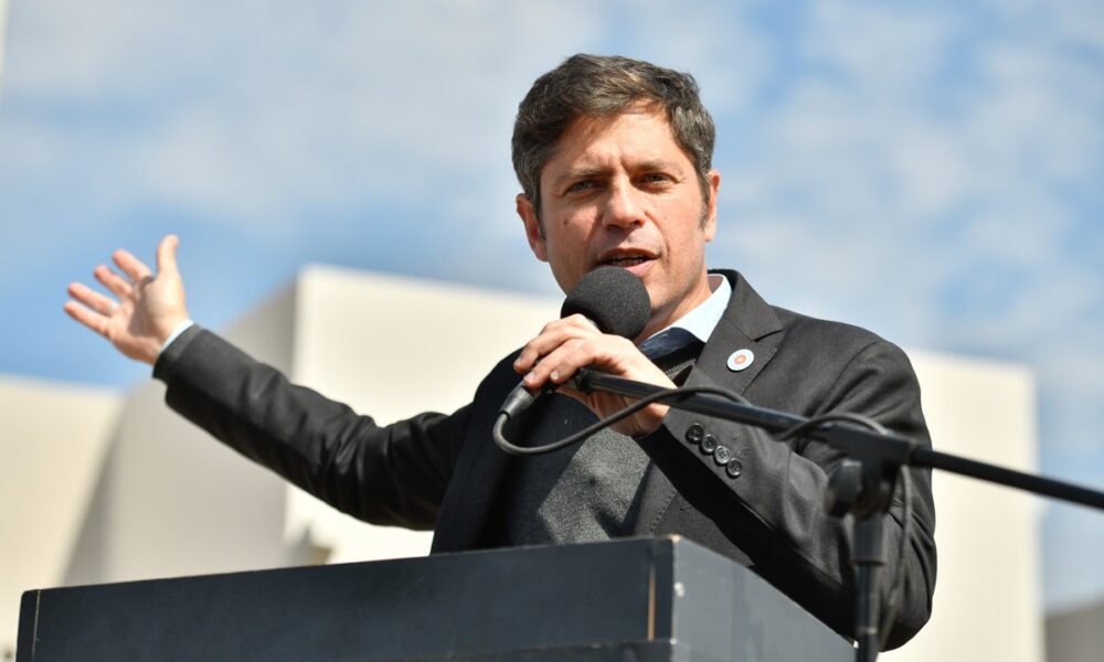 Kicillof Milei bizarro
