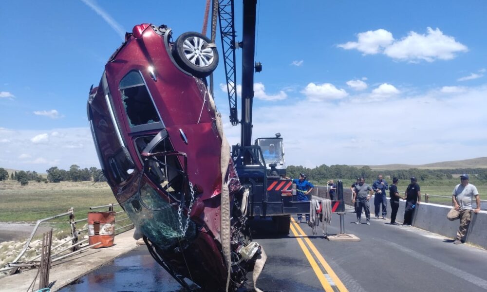 auto dique paso las piedras
