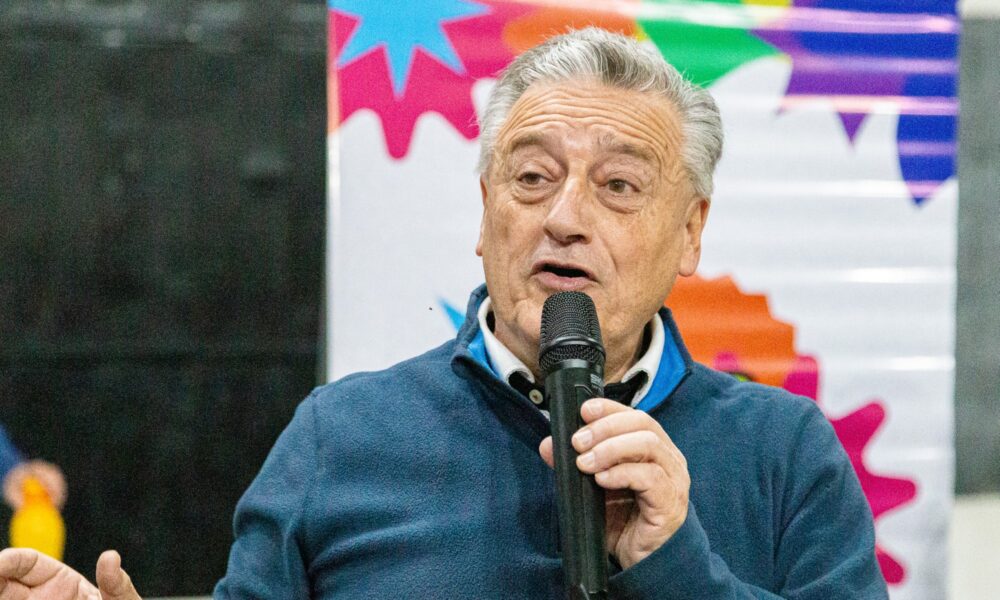Alberto Gelené Las Flores