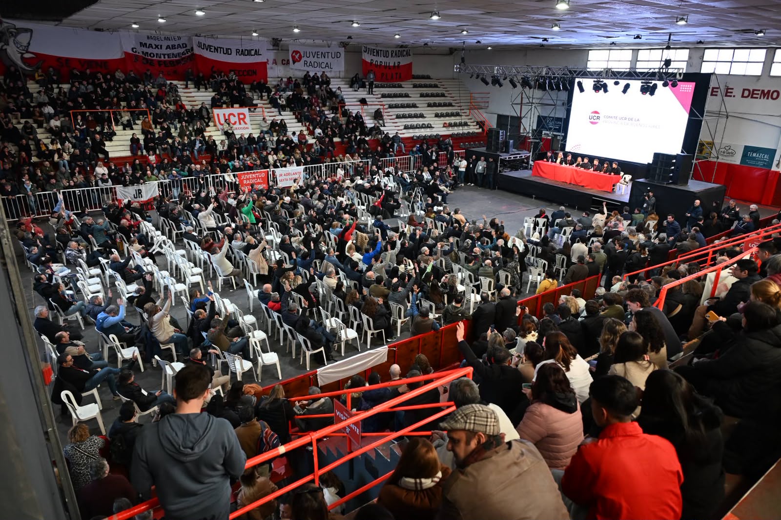 acto radical en La Plata