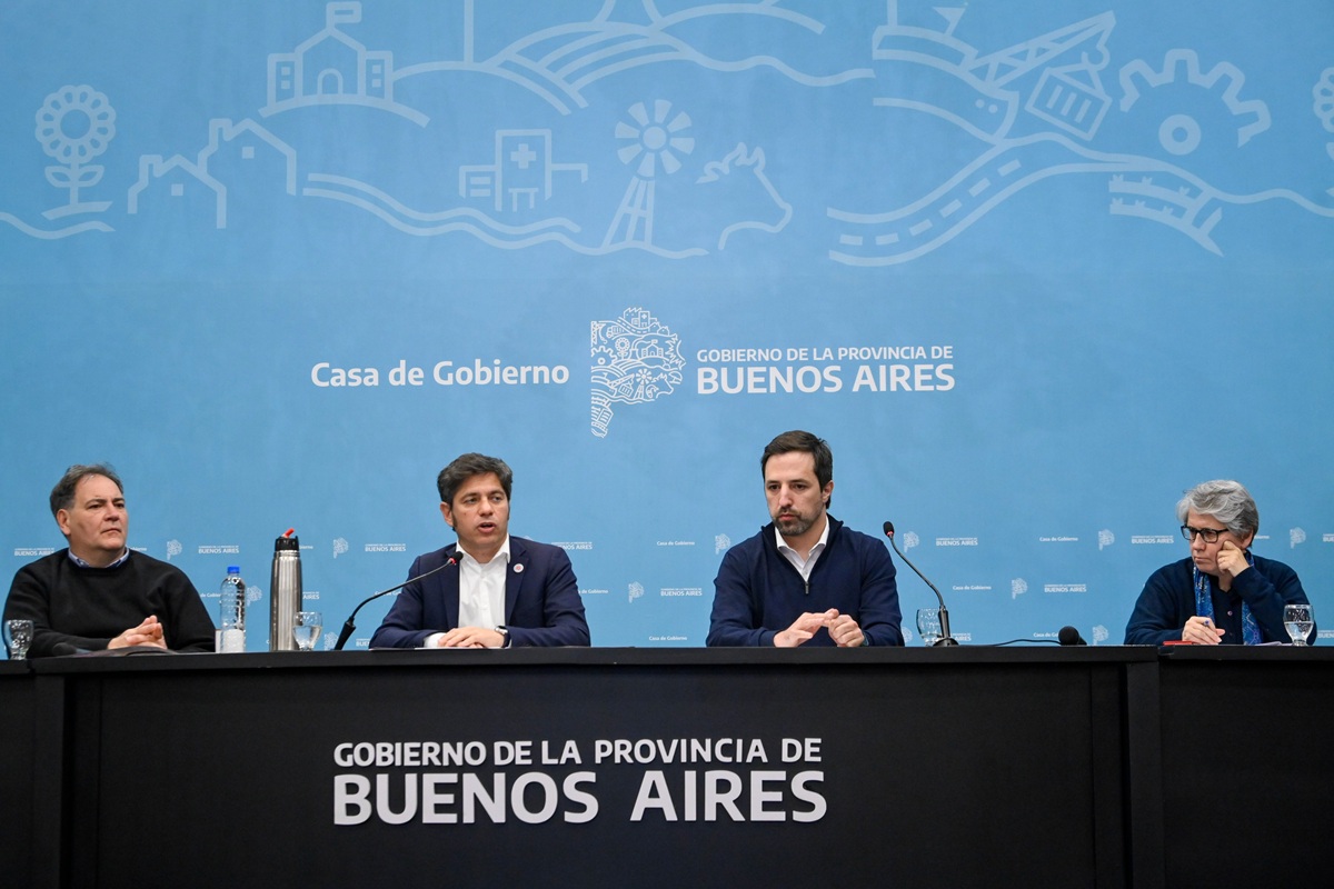 Kicillof junto a Kreplak, Alonso y Terugi