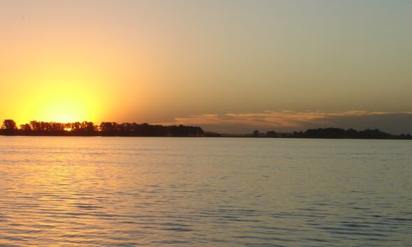 laguna del monte guaminí